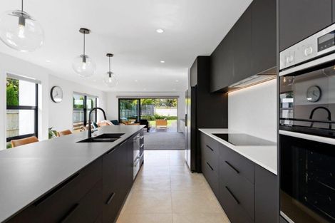 Photo of property in 16 Mays Road, St Albans, Christchurch, 8052