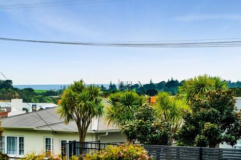 Photo of property in 16 Alberta Road, Glen Avon, New Plymouth, 4312