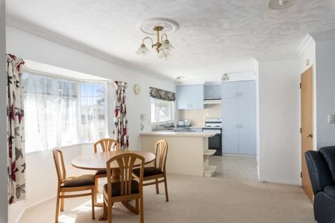 Photo of property in 570 Queen Street East, Levin, 5510