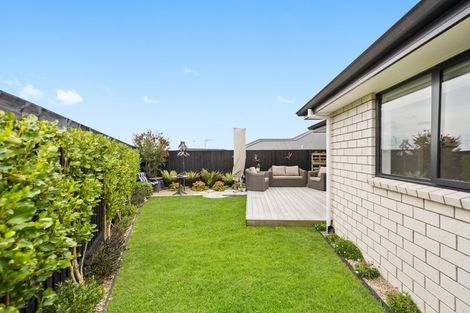 Photo of property in 20 Pragma Rise, Rototuna North, Hamilton, 3210