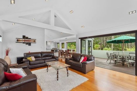 Photo of property in 1/34 Aberdeen Road, Campbells Bay, Auckland, 0620