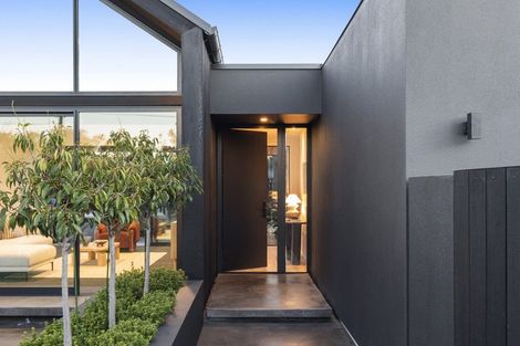 Photo of property in 184 Weston Road, St Albans, Christchurch, 8052