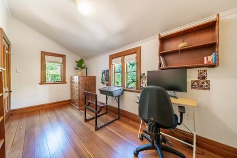 Photo of property in 215a Katherine Mansfield Drive, Whitemans Valley, Upper Hutt, 5371