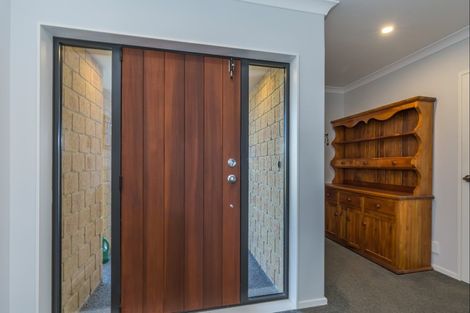 Photo of property in 129 Winchester Street, Levin, 5510