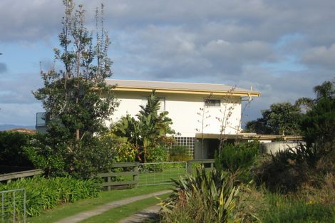 Photo of property in 42 Wintle Street, Mangawhai Heads, Mangawhai, 0505