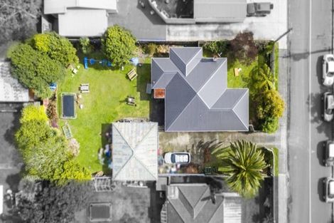 Photo of property in 6 Homedale Road, Wainuiomata, Lower Hutt, 5014