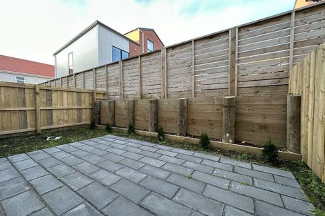 Photo of property in 24 Whautapu Court, Avondale, 1026