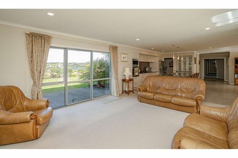 Photo of property in 7 Palm Drive, Kerikeri, 0294