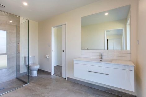Photo of property in 409 Old North Road, Kumeu, 0892