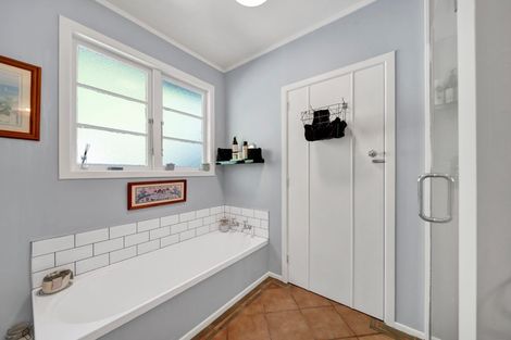 Photo of property in 62 Manawapou Road, Hawera, 4610