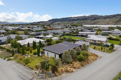 Photo of property in 16 Missy Crescent, Mount Pisa, Cromwell, 9383