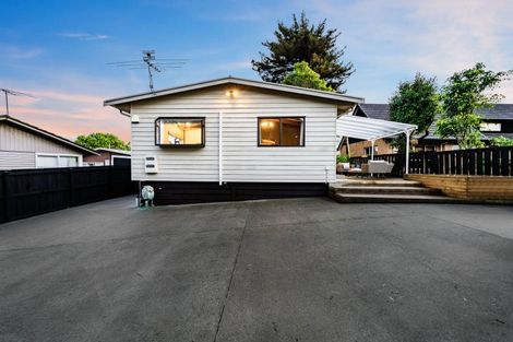 Photo of property in 38 Eyre Street, Henderson, Auckland, 0612