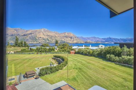 Photo of property in 314 Beacon Point Road, Wanaka, 9305
