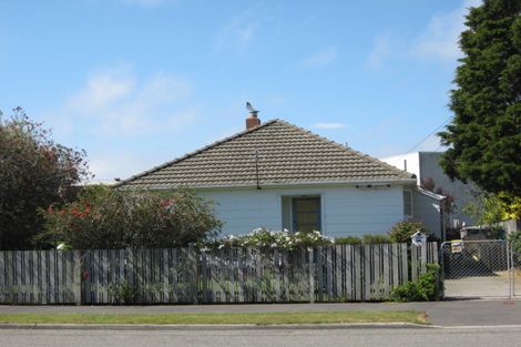 Photo of property in 17 Maunsell Street, Woolston, Christchurch, 8023
