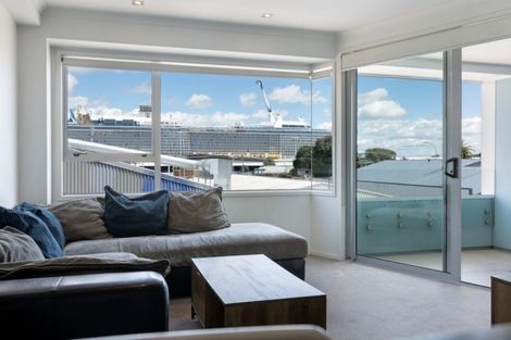 Photo of property in Algarve Apartments, 211/332 Maunganui Road, Mount Maunganui, 3116