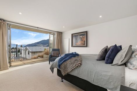 Photo of property in The Woods, 5/12 Dublin Street, Queenstown, 9300