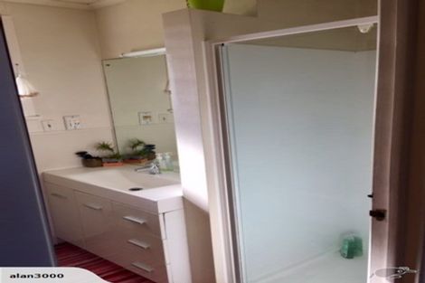 Photo of property in 79 Hillcrest Avenue, Hillcrest, Auckland, 0627