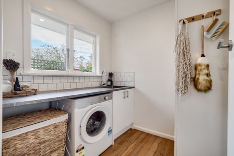 Photo of property in 145 Avonhead Road, Avonhead, Christchurch, 8042