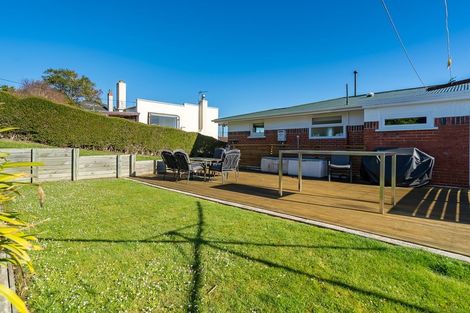 Photo of property in 6 Clyde Street, Kinmont Park, Mosgiel, 9024