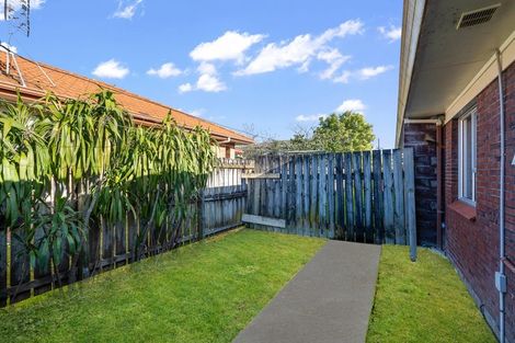 Photo of property in 4/24 Robertson Road, Favona, Auckland, 2024
