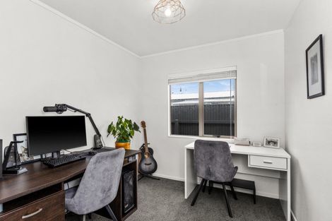 Photo of property in 3/305 Park Road South, Akina, Hastings, 4122