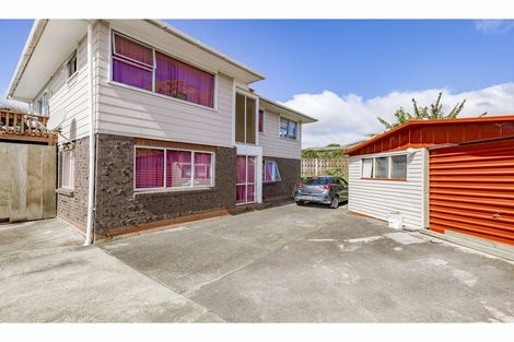 Photo of property in 7 Crampton Place, Manurewa, Auckland, 2102