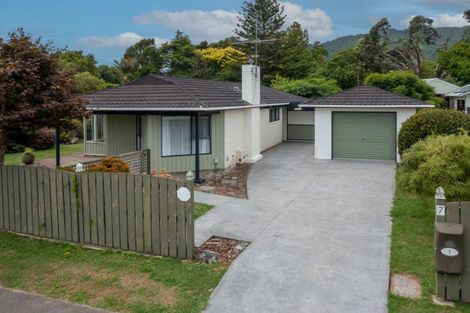 Photo of property in 7 Sunny Glen, Waikanae, 5036