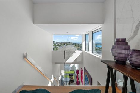 Photo of property in 6 Gazelle Lane, Redcliffs, Christchurch, 8081