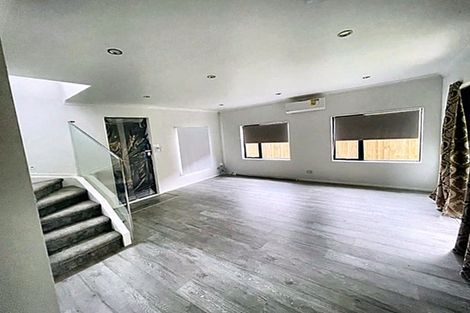 Photo of property in 14b Goldnib Place, Randwick Park, Auckland, 2105