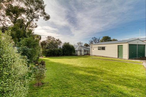 Photo of property in 9 Kaweka Place, Havelock North, 4130