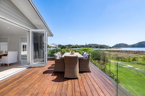 Photo of property in 878 Matapouri Road, Matapouri, Whangarei, 0173