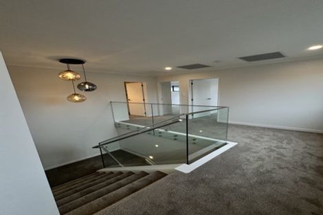 Photo of property in 17 Makenu Crescent, Wainui, 0992