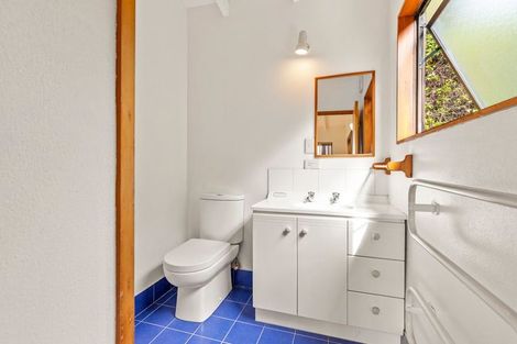 Photo of property in 26 Kauri Road, Stanmore Bay, Whangaparaoa, 0932