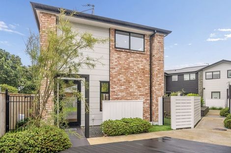 Photo of property in 4/123 Cambridge Terrace, Fairfield, Lower Hutt, 5011