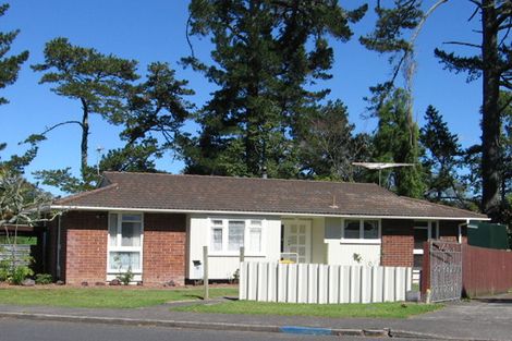 Photo of property in 65 Oreil Avenue, West Harbour, Auckland, 0618