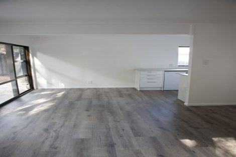 Photo of property in 2/128 Manuka Road, Bayview, Auckland, 0629