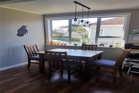 Photo of property in 26 Cornwall Street, Brooklands, New Plymouth, 4310