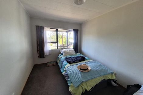 Photo of property in 50 Glennandrew Drive, Half Moon Bay, Auckland, 2012
