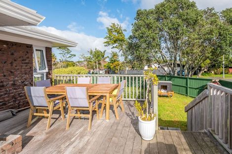 Photo of property in 4 Birman Close, Half Moon Bay, Auckland, 2012