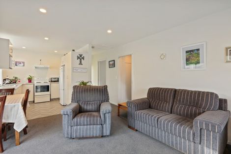 Photo of property in 2/90 Hawke Street, New Brighton, Christchurch, 8083