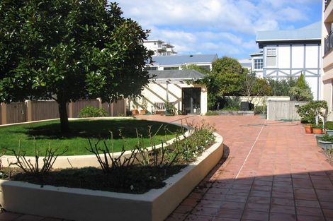 Photo of property in 15/28 Hobson Street, Thorndon, Wellington, 6011