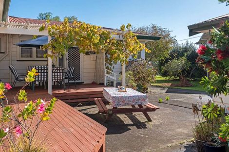Photo of property in 22 O'halloran Road, Howick, Auckland, 2014