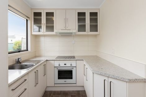 Photo of property in 2/17 Waterhouse Street, Taradale, Napier, 4112