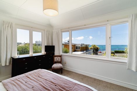 Photo of property in 10 Cliffs Road, Saint Clair, Dunedin, 9012