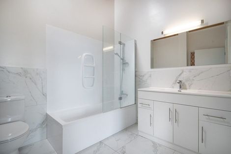 Photo of property in 429 Kiwitahi Road, Helensville, 0875