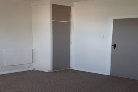 Photo of property in 18 Cornfoot Street, Castlecliff, Whanganui, 4501