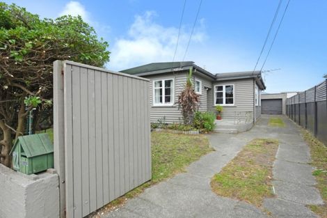 Photo of property in 21 East Street, Petone, Lower Hutt, 5012