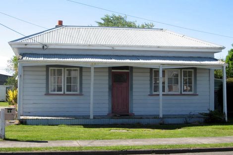 Photo of property in 16 Tay Street, Whanganui, 4500