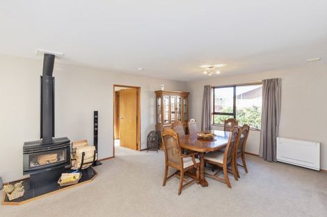 Photo of property in 8 Orlando Crescent, Waimairi Beach, Christchurch, 8083