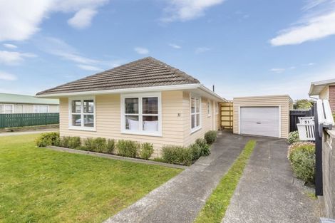Photo of property in 31 Priscilla Crescent, Kingston, Wellington, 6021